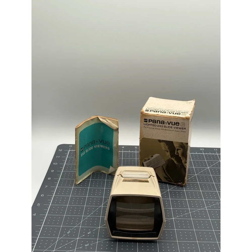Vintage GAF Pana-Vue 2 Lighted 2x2 Slide Viewer Sawyers Inc Original Box Manual
